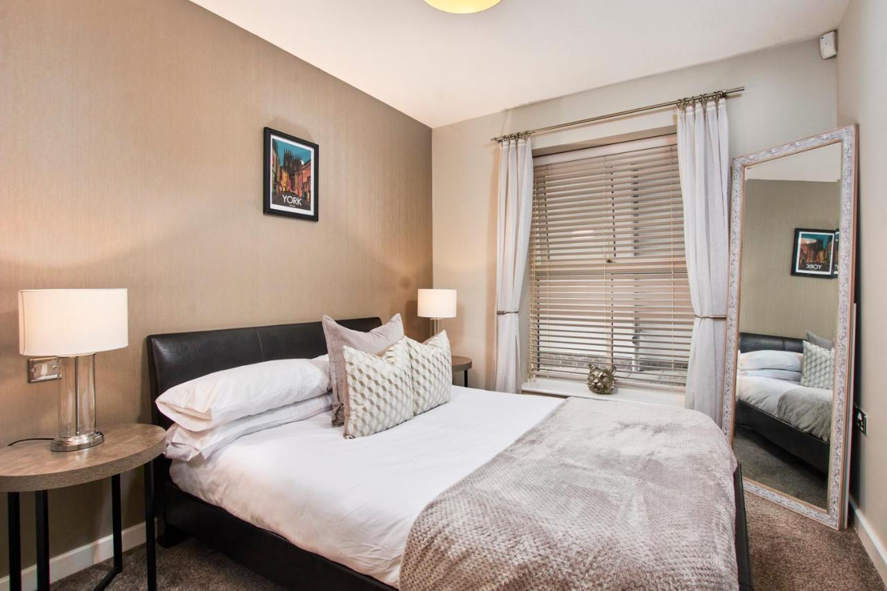 Vikings Apartment With Private Parking & Terrace York Dış mekan fotoğraf
